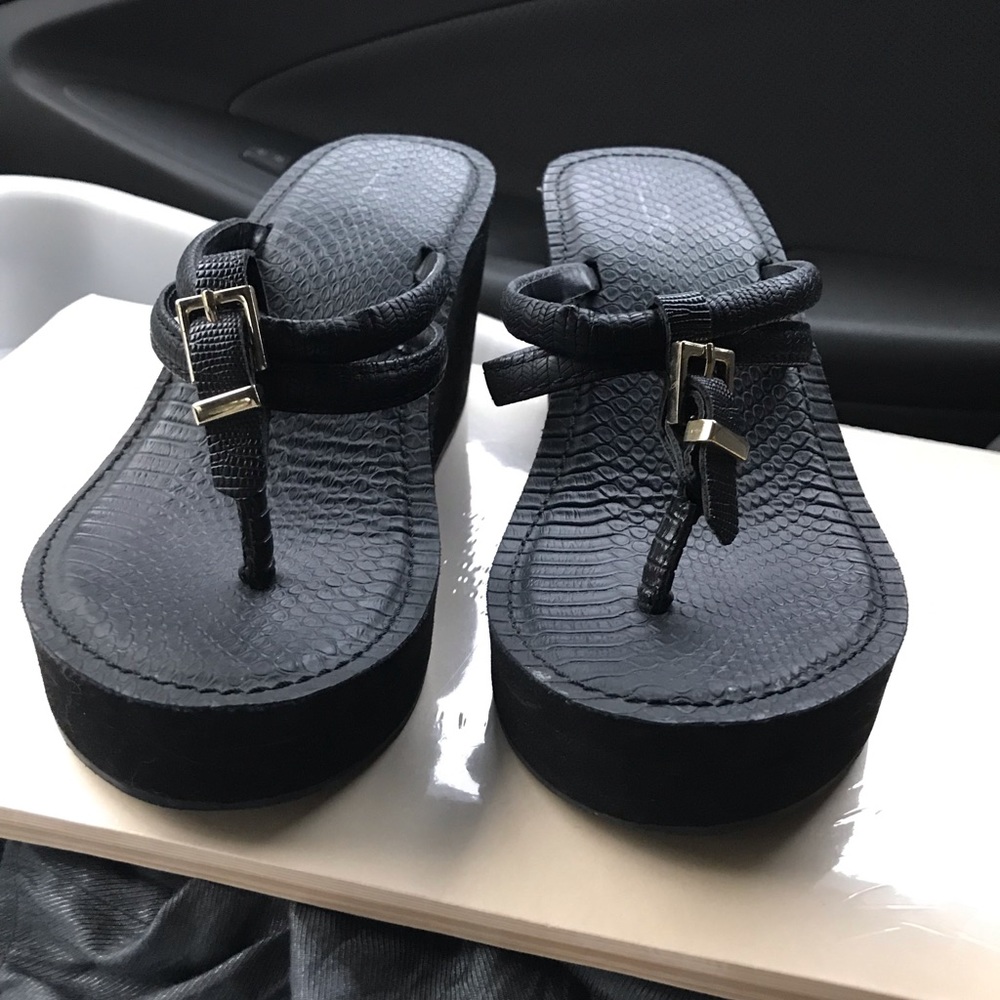 Aldo Sandals
